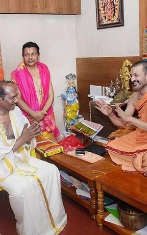 ISRO chief K Sivan sought the blessings of the Seer of the Sri Krishna Mutt in Udupi ahead of the Chandrayaan-2 launch (2019) (credits : The Hindu)